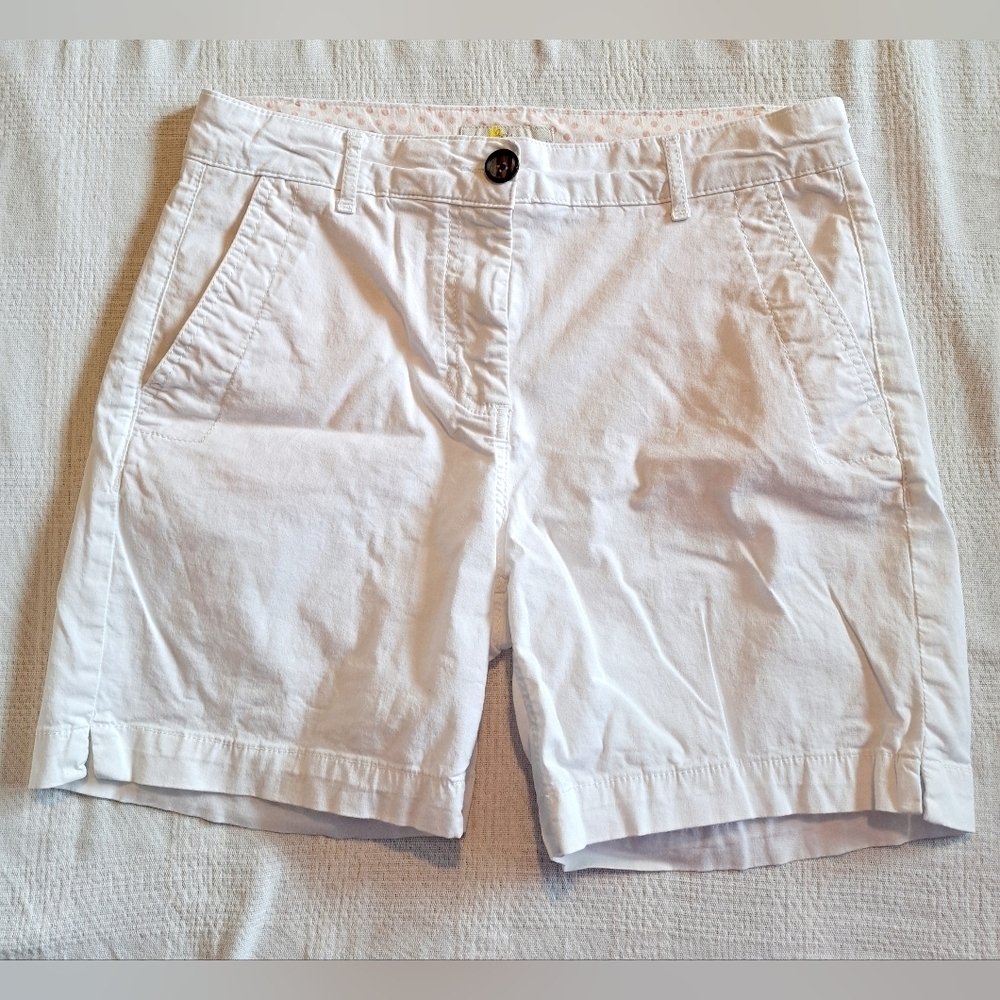 Boden women's size 6US white shorts, 4 pocket, VGUC